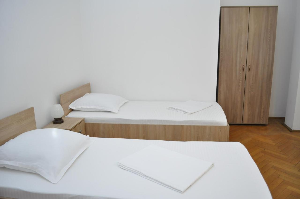 בוקרשט Hotel Triumf מראה חיצוני תמונה