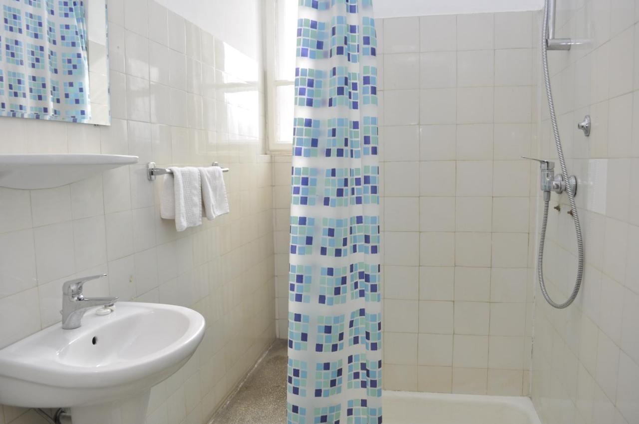 בוקרשט Hotel Triumf מראה חיצוני תמונה