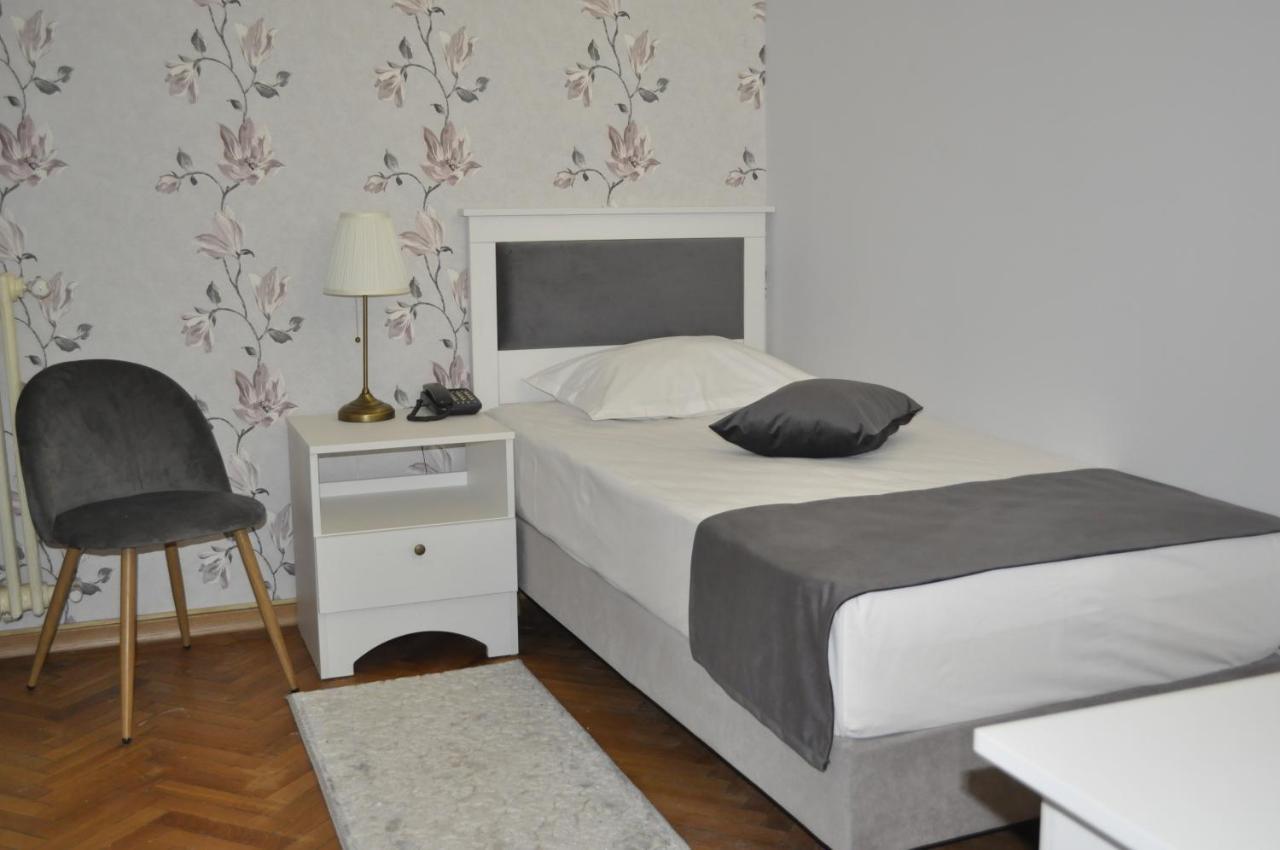 בוקרשט Hotel Triumf מראה חיצוני תמונה