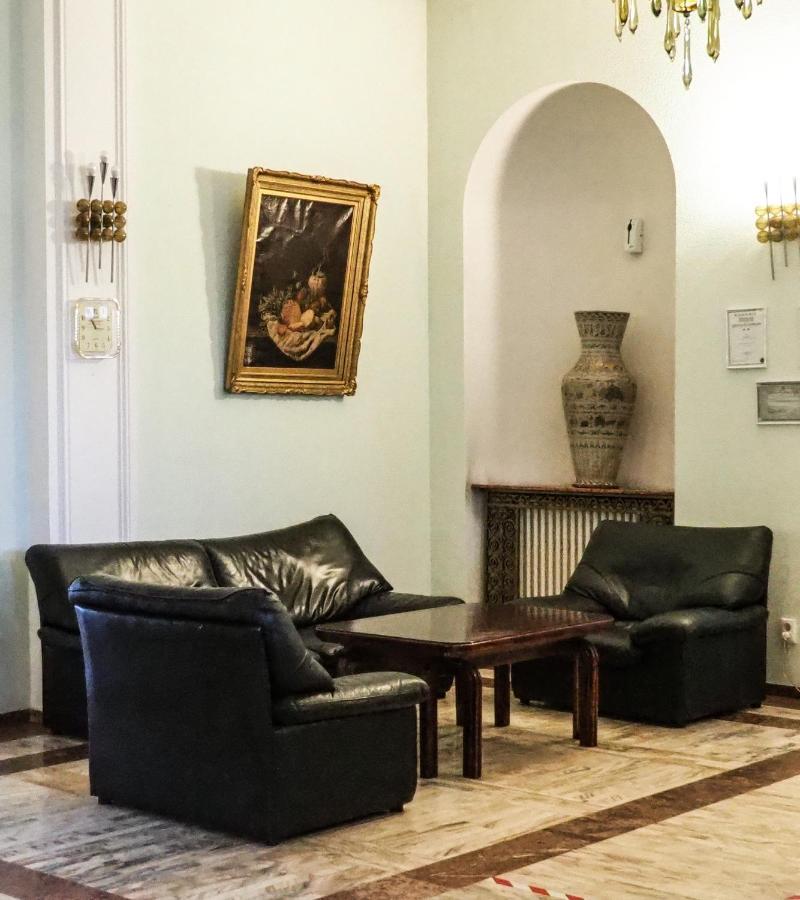 בוקרשט Hotel Triumf מראה חיצוני תמונה