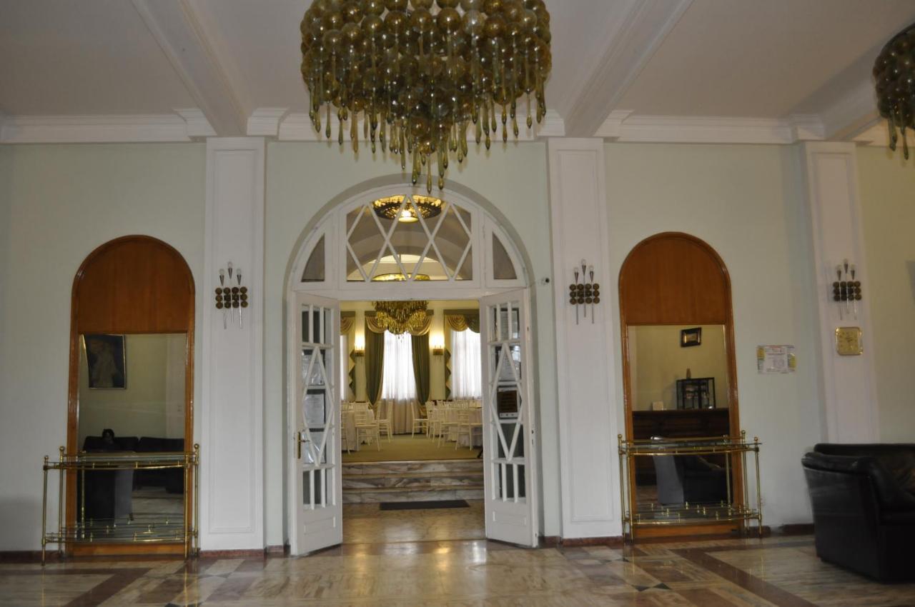 בוקרשט Hotel Triumf מראה חיצוני תמונה