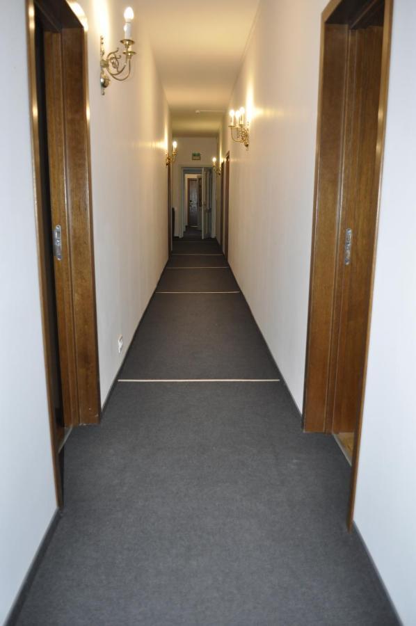 בוקרשט Hotel Triumf מראה חיצוני תמונה