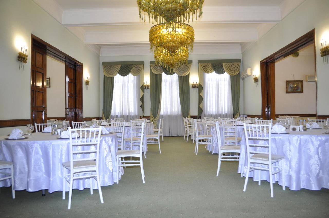בוקרשט Hotel Triumf מראה חיצוני תמונה