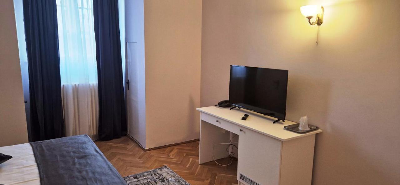בוקרשט Hotel Triumf מראה חיצוני תמונה