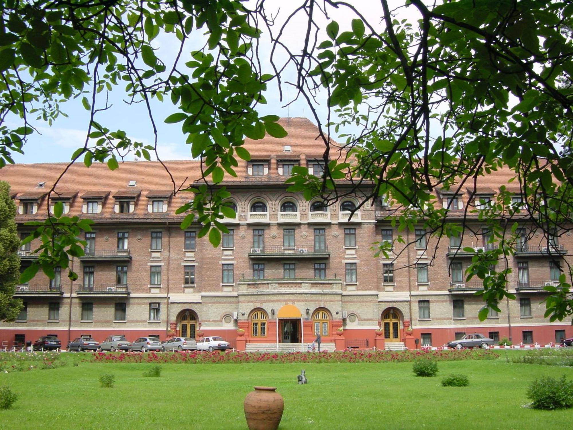 בוקרשט Hotel Triumf מראה חיצוני תמונה